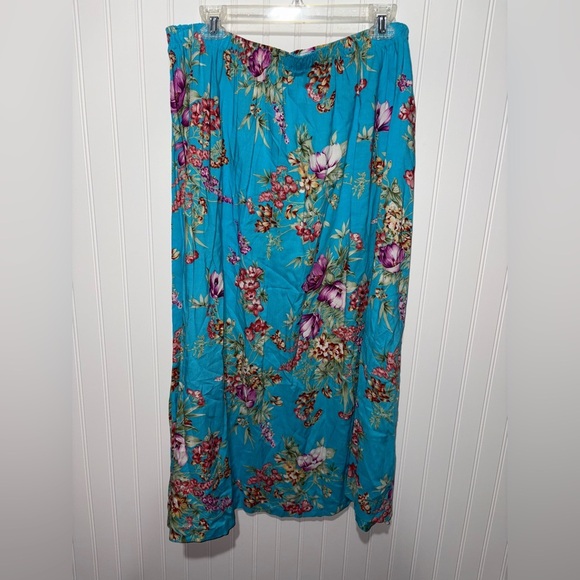 Southern Lady Hawaiian Floral Blue Skirt| Size 20 - Picture 1 of 3